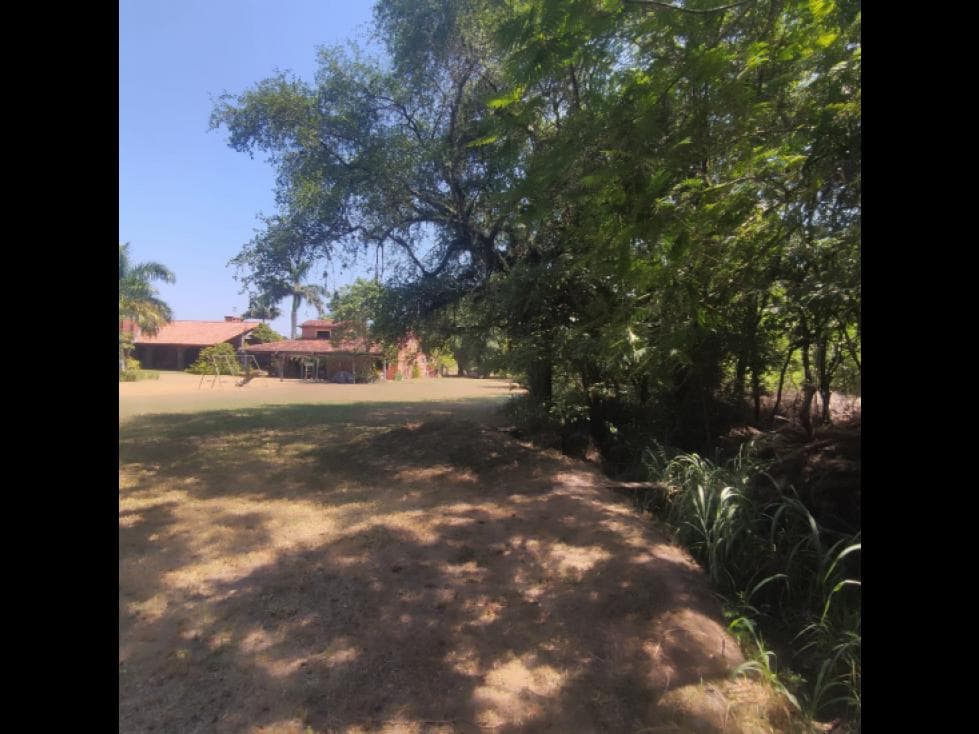 En venta terreno en Mariano Roque Alonso — foto 2