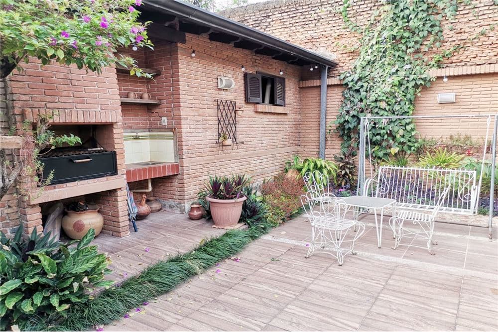 hermosa casa en Barrio Jara, foto 3