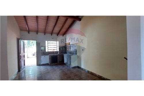 Casa-Venta-PY Central Luque COD.93, foto 3