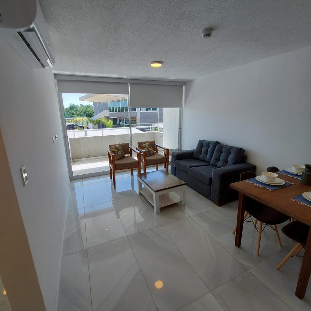 Departamento de 2 dormitorios en altamira surubi’i