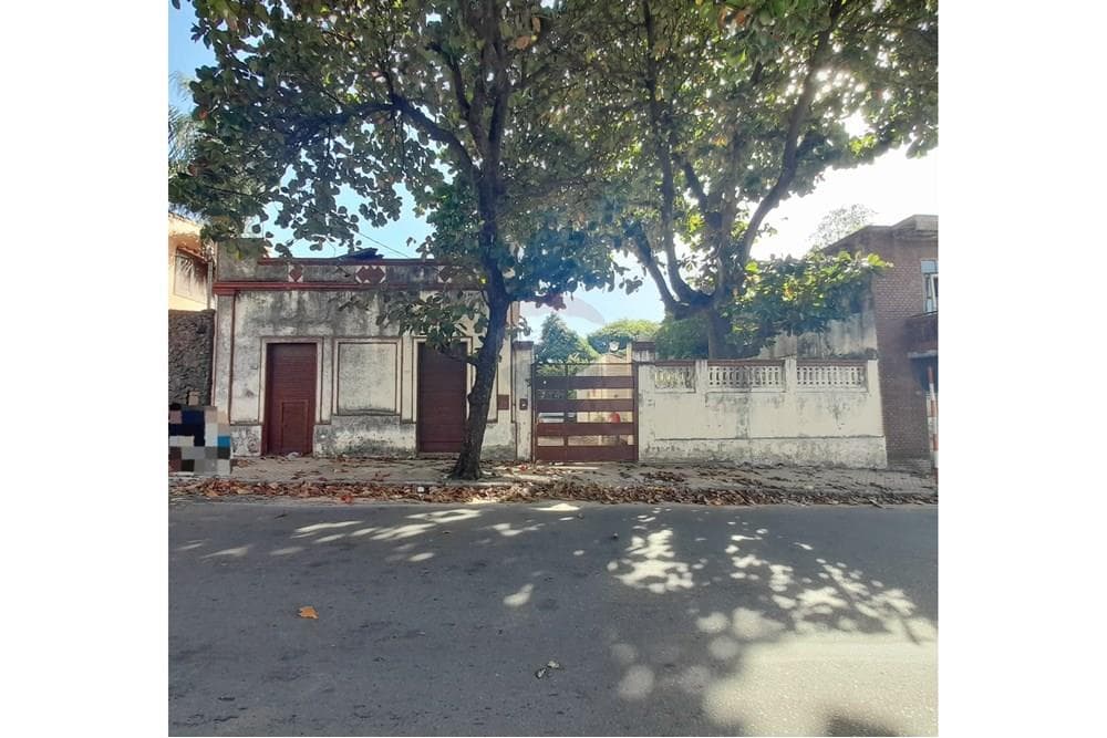 Amplio Terreno en venta. Bo. Dr. Francia Asunción