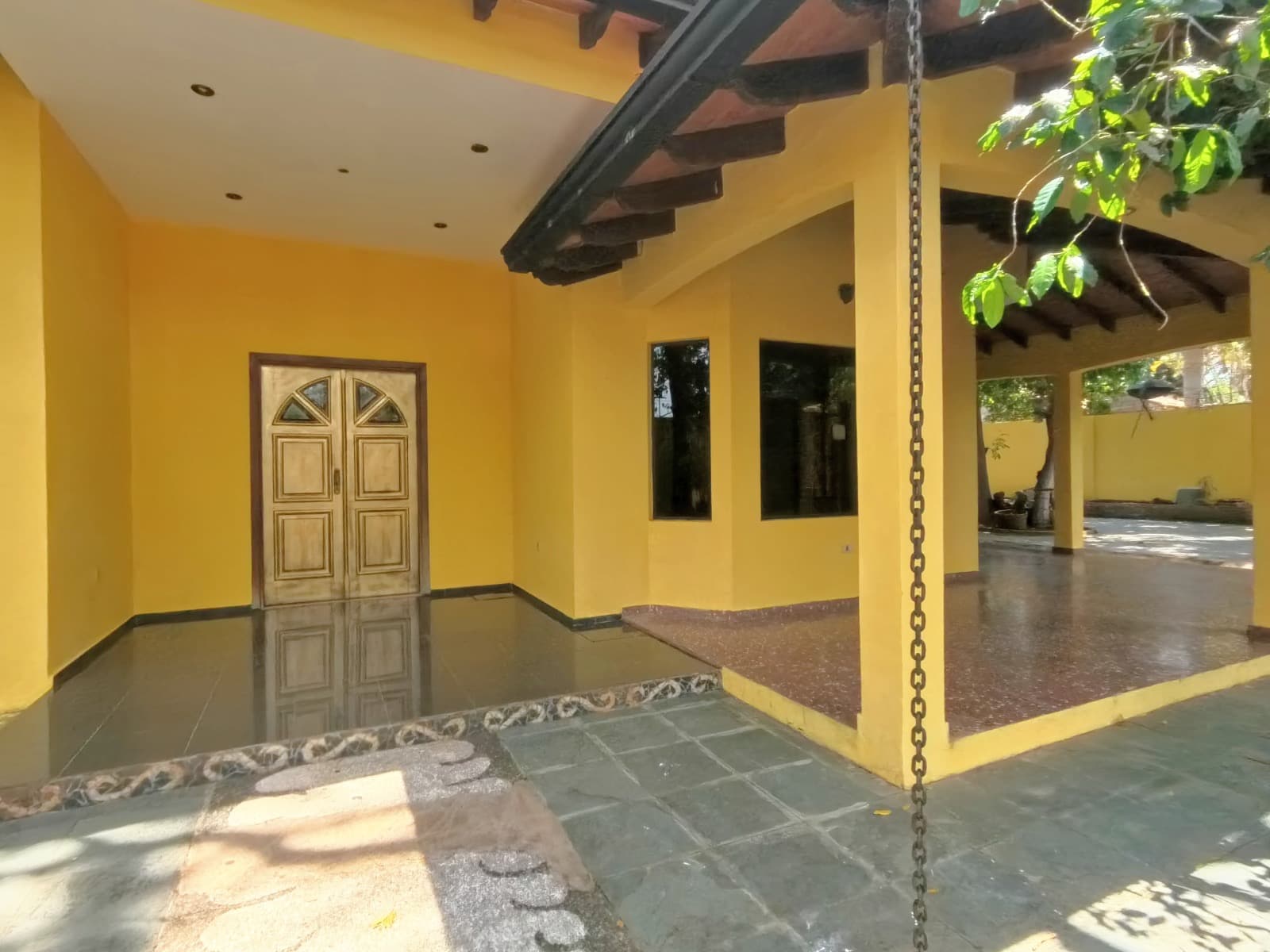 Amplia casa en lambare, foto 2