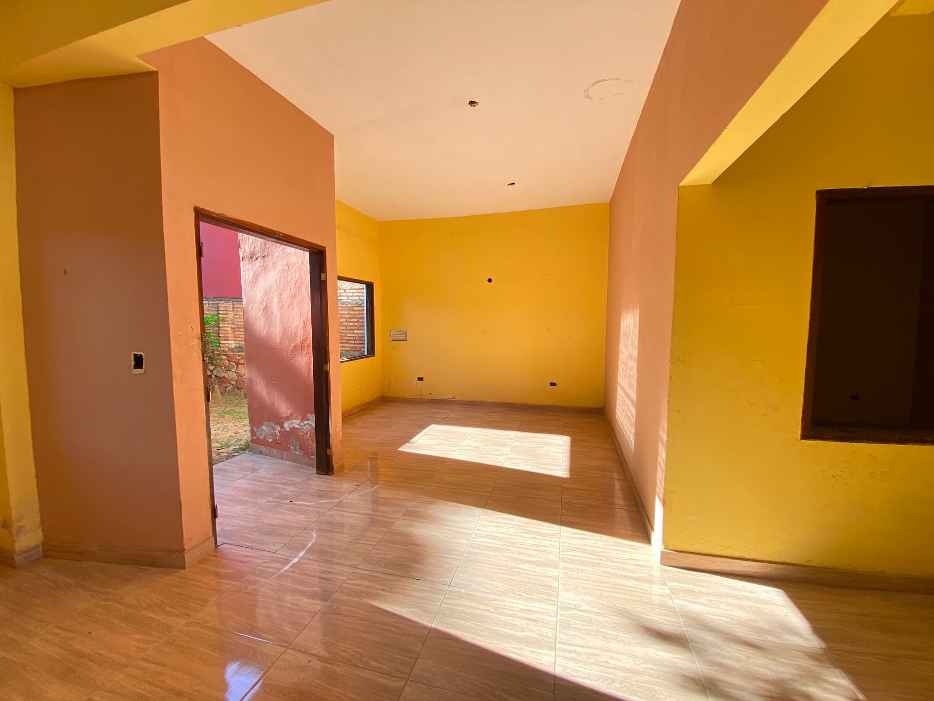 En venta terreno + casa a terminar - Lambaré, foto 4