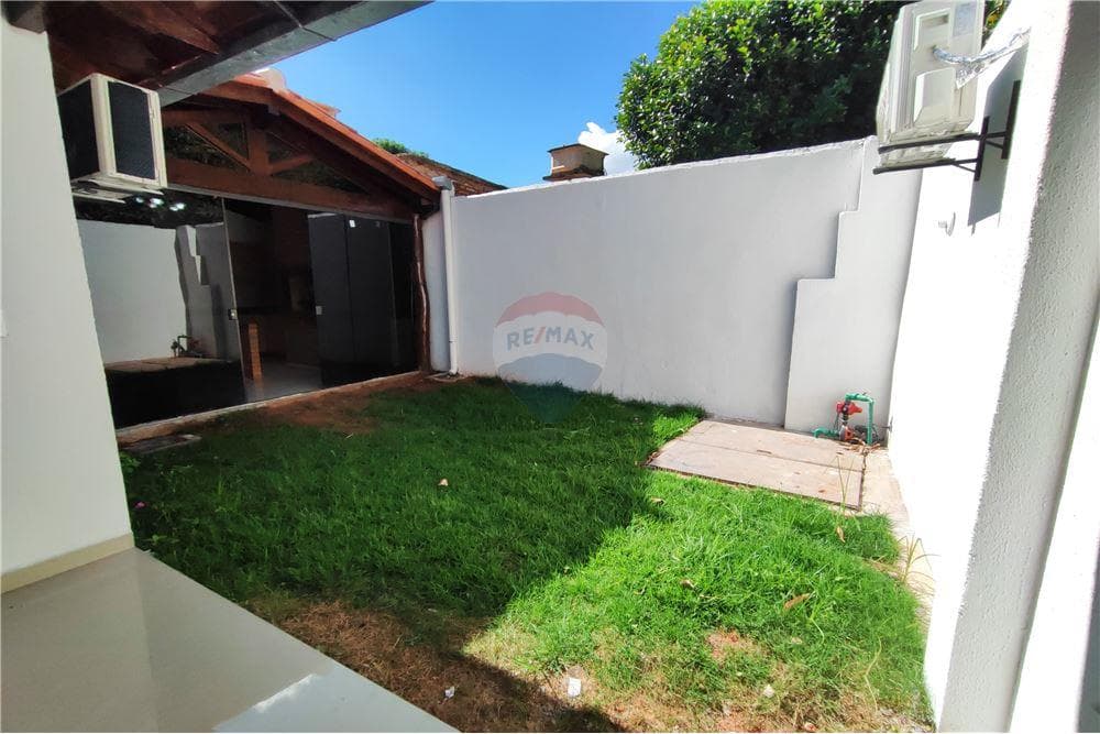 Casa Moderna de 3 Suites en Fndo. de la Mora Norte - A metros de Mcal. López, foto 2