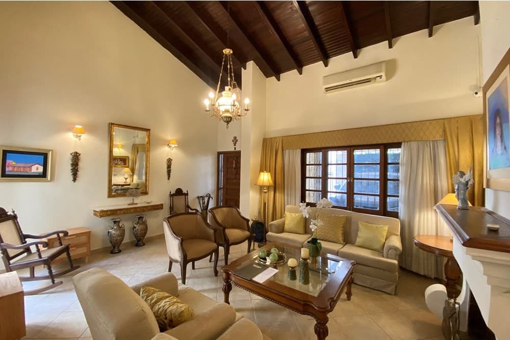 Residencia Colonial Atemporal con Piscina en General Díaz (441 m² Const.), foto 5
