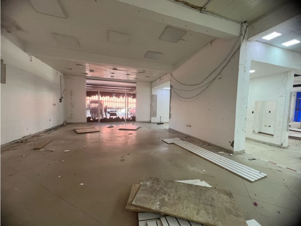 Local Comercial en esquina en el centro de Limpio - 450m2 — foto 5