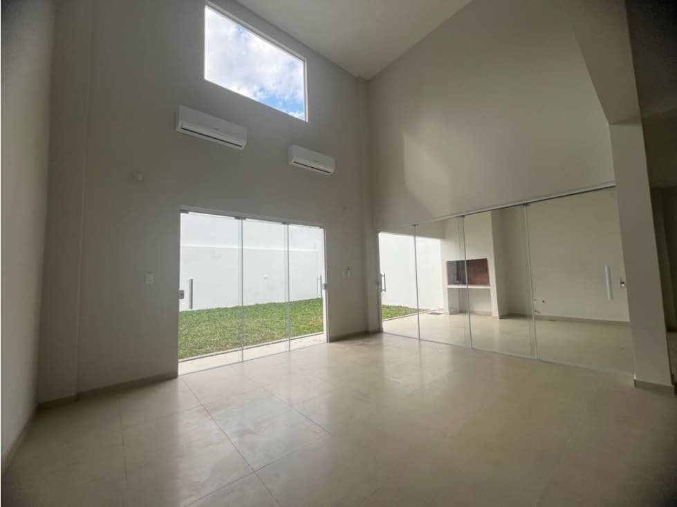 Dúplex a estrenar en barrio Herrera con buen patio y de facil acceso — foto 2
