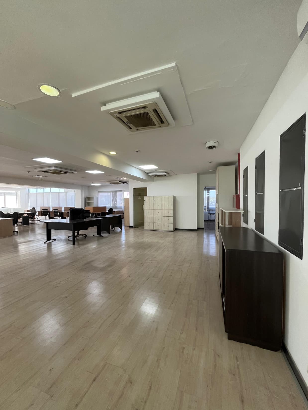 Zona shopping la galería en alquiler oficina de 330 m2 con 5 cocheras, foto 2