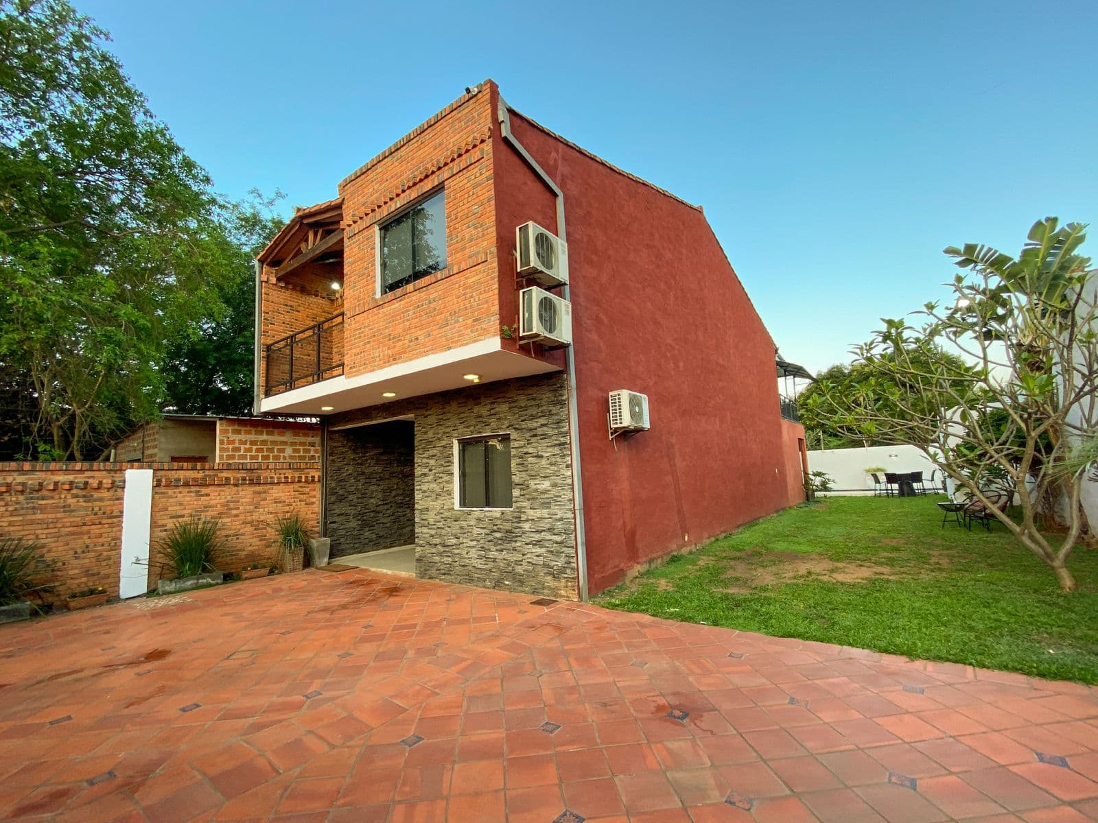 Tu nuevo hogar en Laurelty – Luque