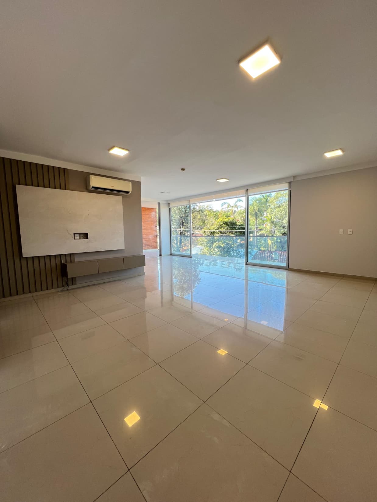 O vendo departamento de 3 dormitorios zona molas lópez, foto 2