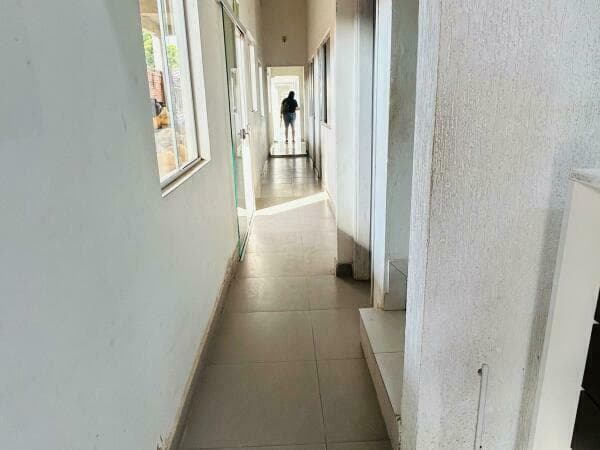 Edificio en santisima Trinidad, a 1 cuadra de artigas, foto 3