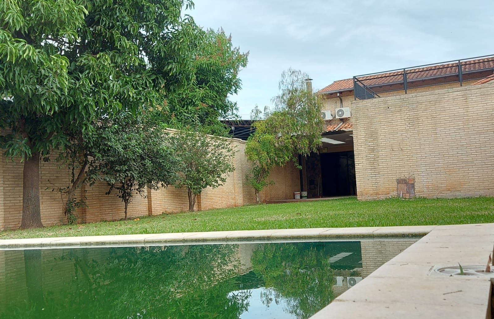 Alquilado!!!! Casa para oficina o vivienda a 15 min del eje corporativo