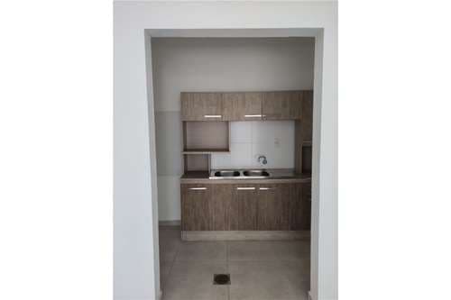 Duplex en lambare villa policial — foto 4