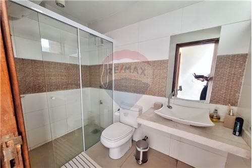 VIVIENDA en Villa Morra Juan Bogarin casi López Moreira, foto 5
