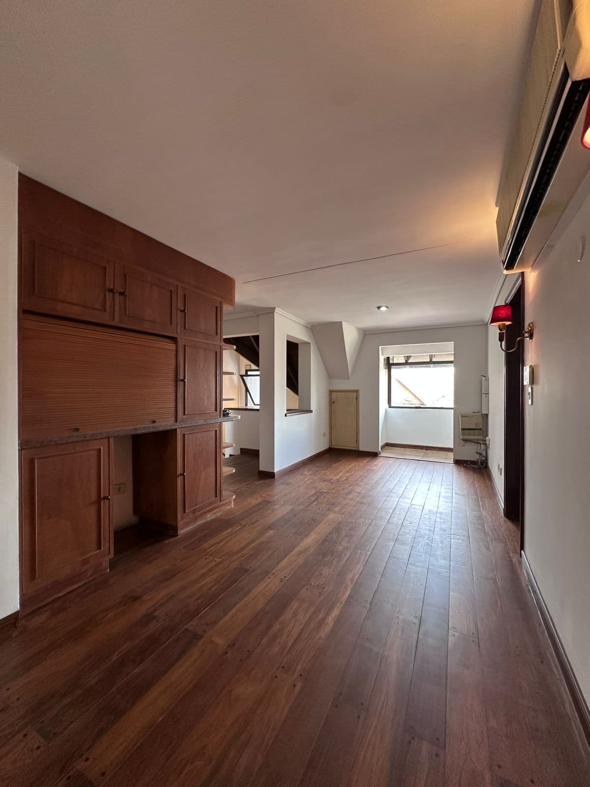 Penthouse 3 Dormitorios En Suite.barrio Cuidad Nueva — foto 3