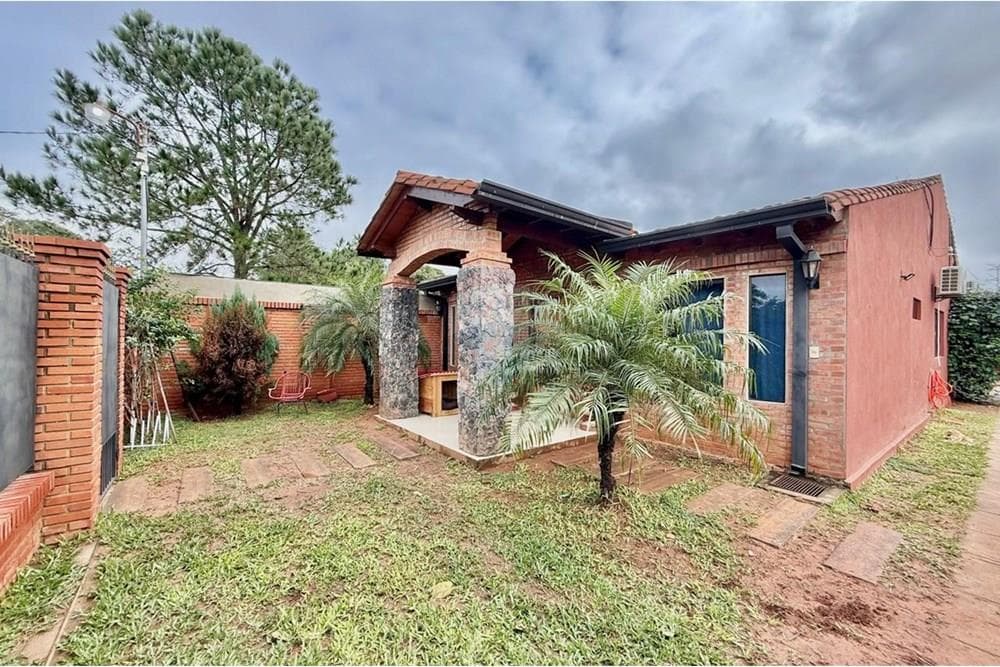Casa con piscina en ita con amplio terreno, foto 1