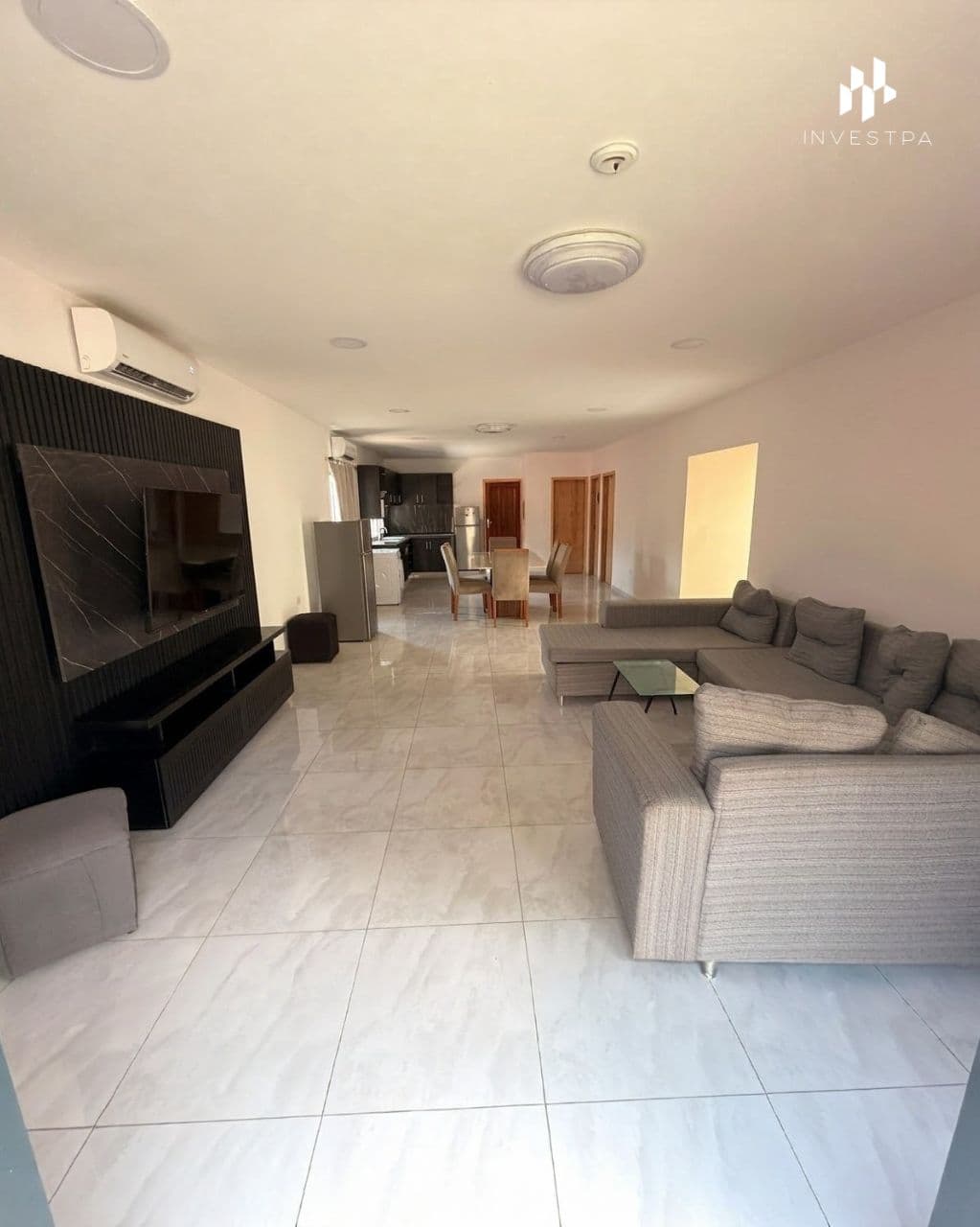 Casa De 4 Habitaciones En Ypane, foto 5