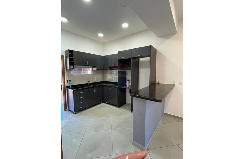 Alquilo amplio y moderno duplex en Luque, isla bogado ✨