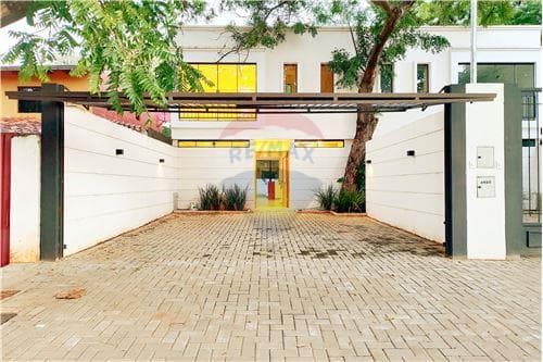 Duplex-Venta-PY Central Luque Primer Barrio, foto 3