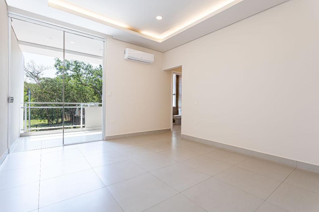 Duplex en Luque con pileta, foto 4