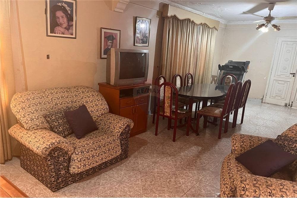 Casa a refaccionar en barrio hipodromo — foto 3