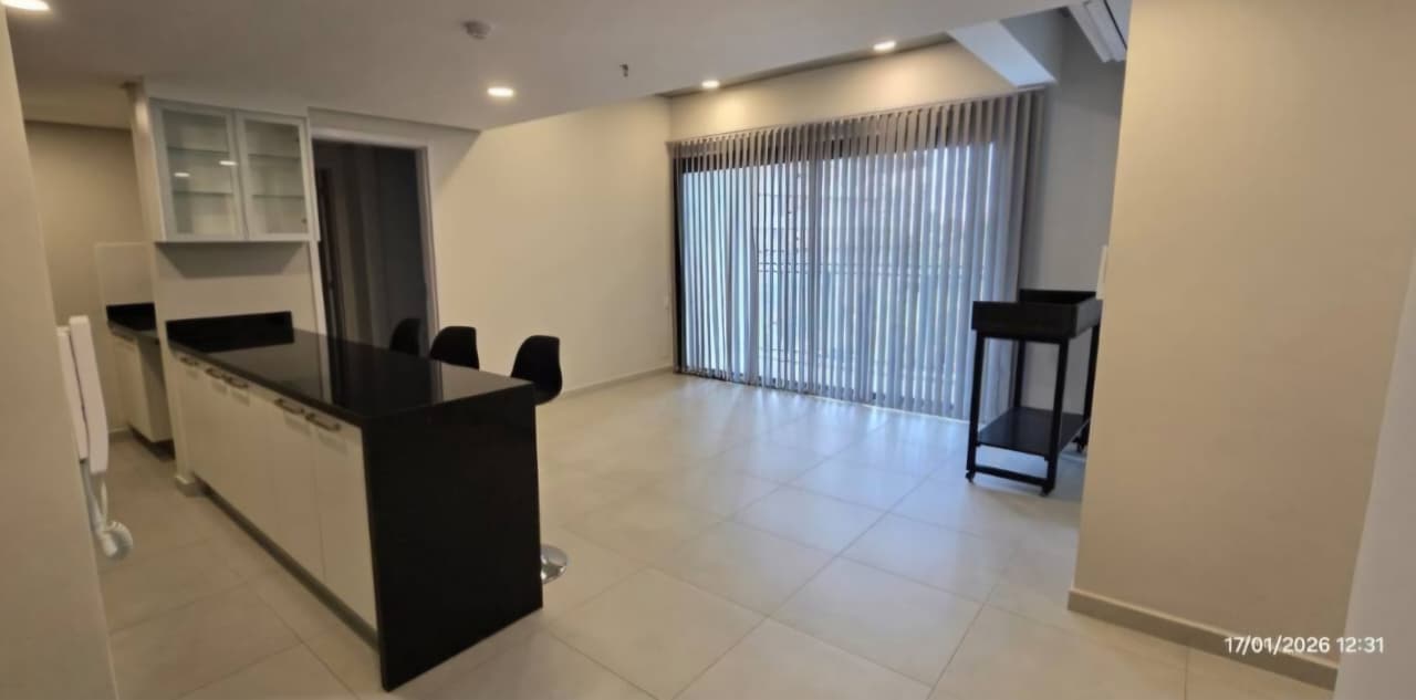 En alquiler departamento de 3 dormitorios en Las Mercedes - Asunción — foto 4