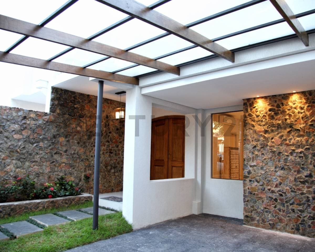 Hermosa casa en barrio Las Lomas, a pasos de casa rica molas lopez, foto 3