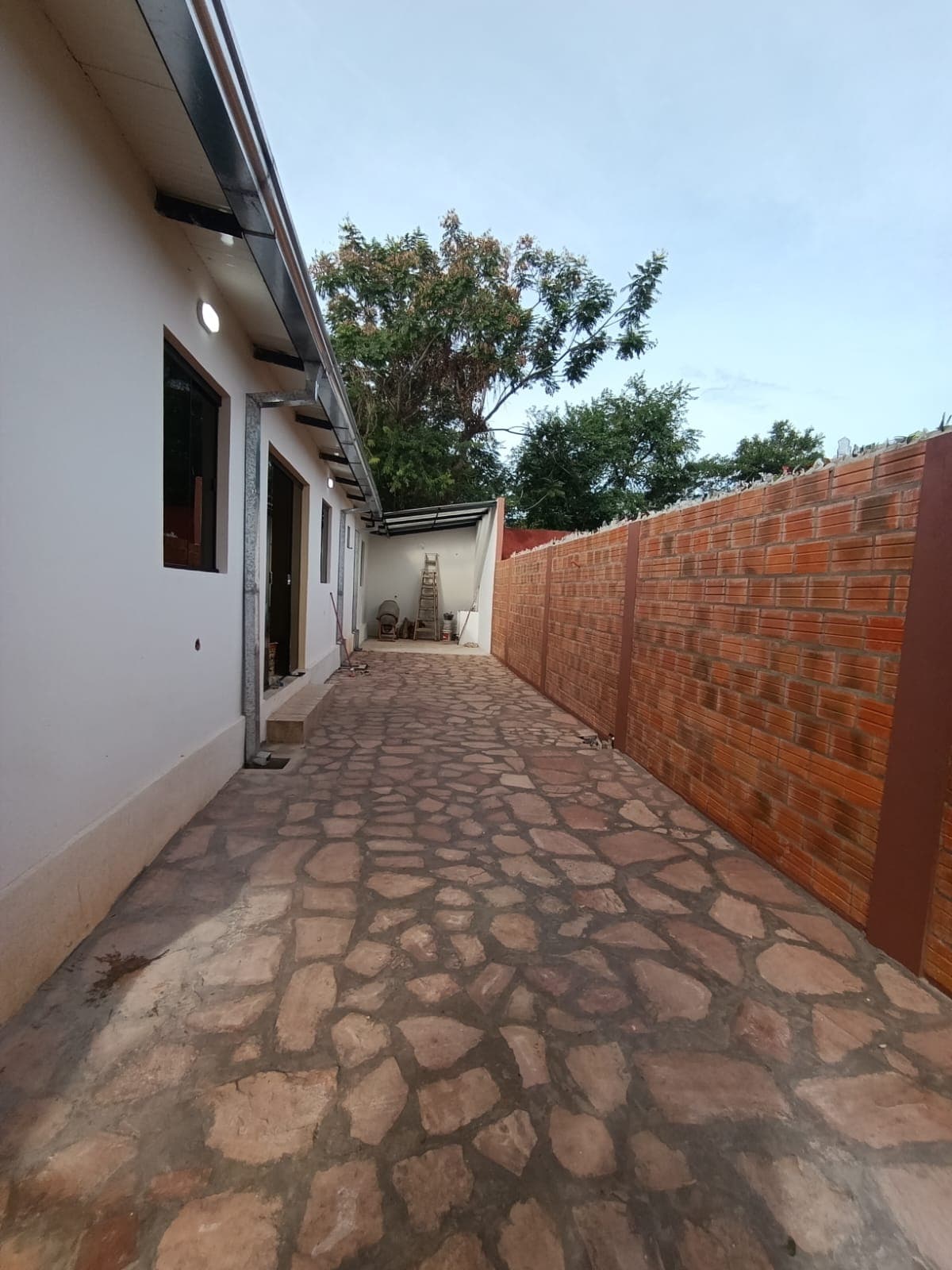 Hermosa casa detras del barrio pilar del este en ypane, foto 2
