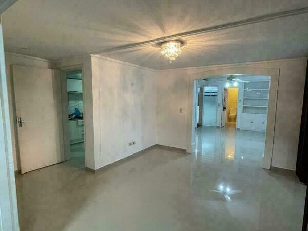 Hermosa casa en alquiler en san cristóbal — foto 4