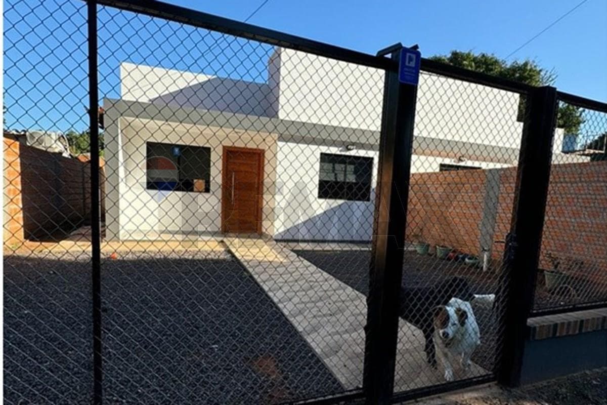 Chalet - Alquiler - Luque, Central, Paraguay — foto 2