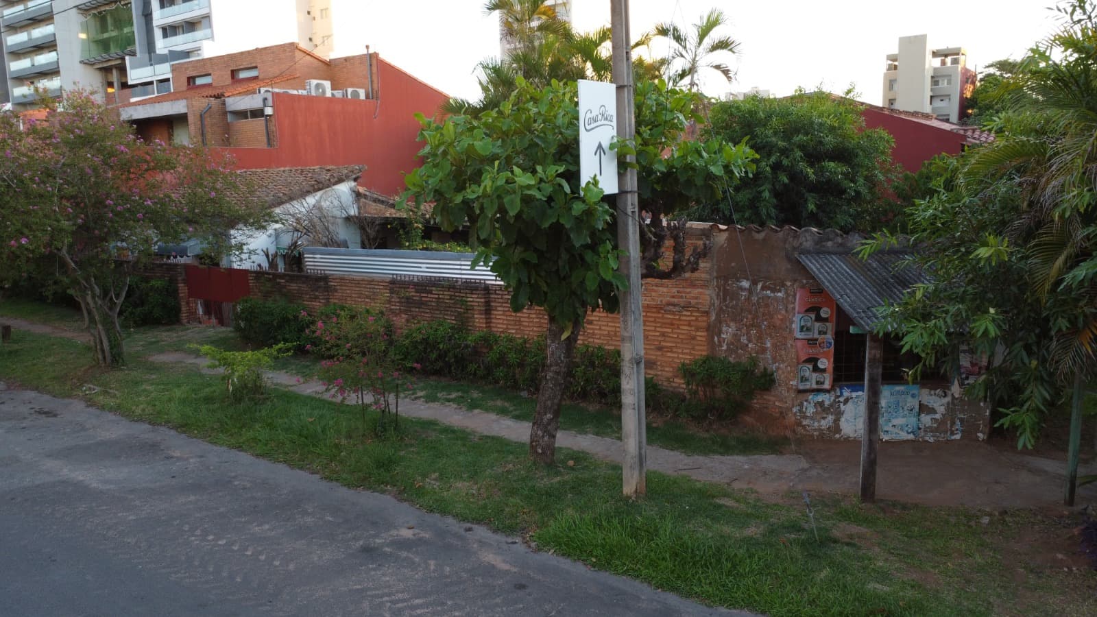 Se remata terreno en Bo Mburucuya, foto 2