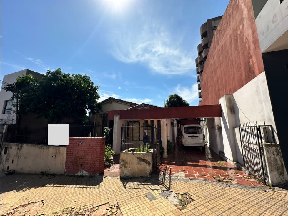 Remato propiedad a remodelar o demoler en ciudad nueva - asuncion — foto 1