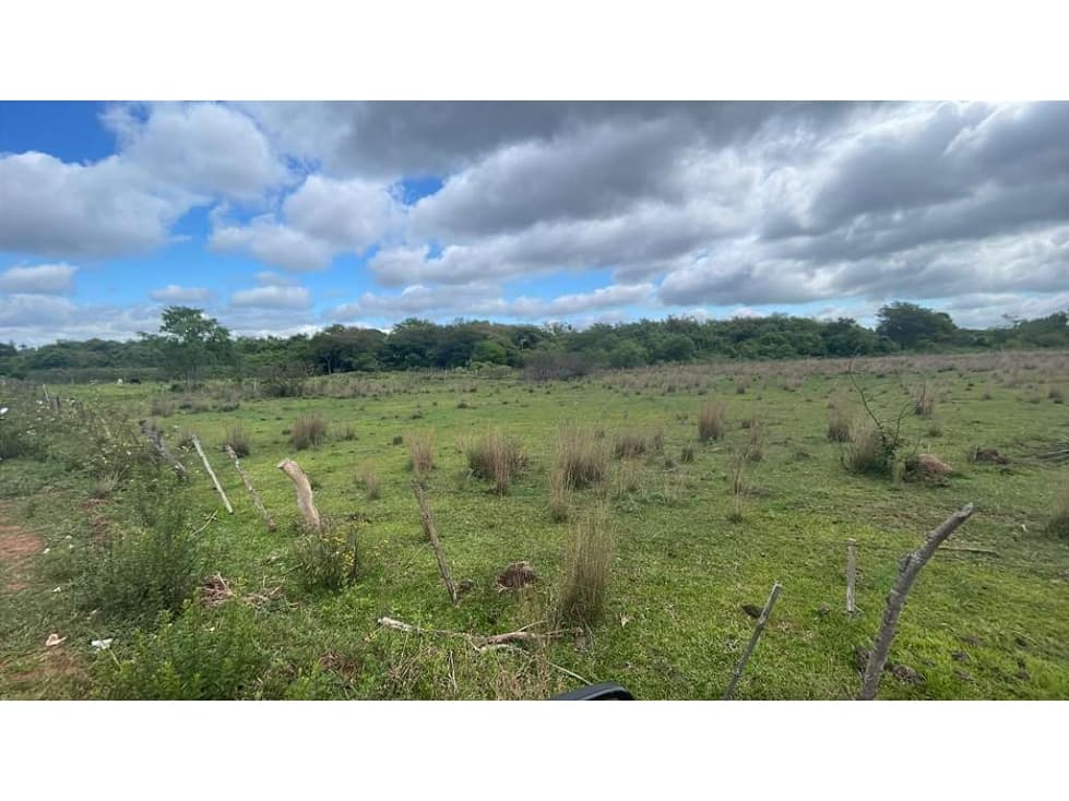 propiedad de 12,6 ha en Carapeguá, foto 1