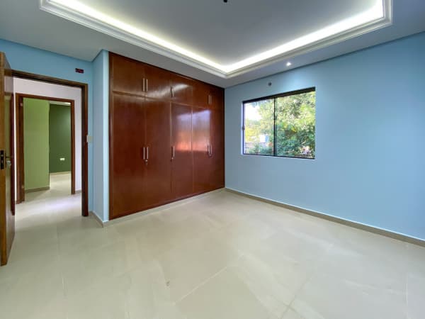 Hermoso y amplio duplex a estrenar en lambare, foto 2