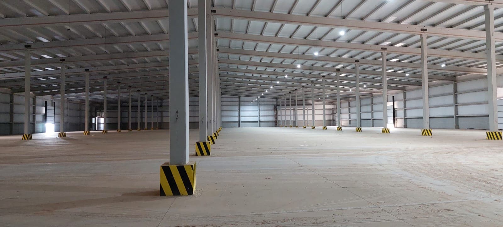 2.000 m2 De Deposito En Mariano Roque Alonso‼️ C-1150 — foto 2