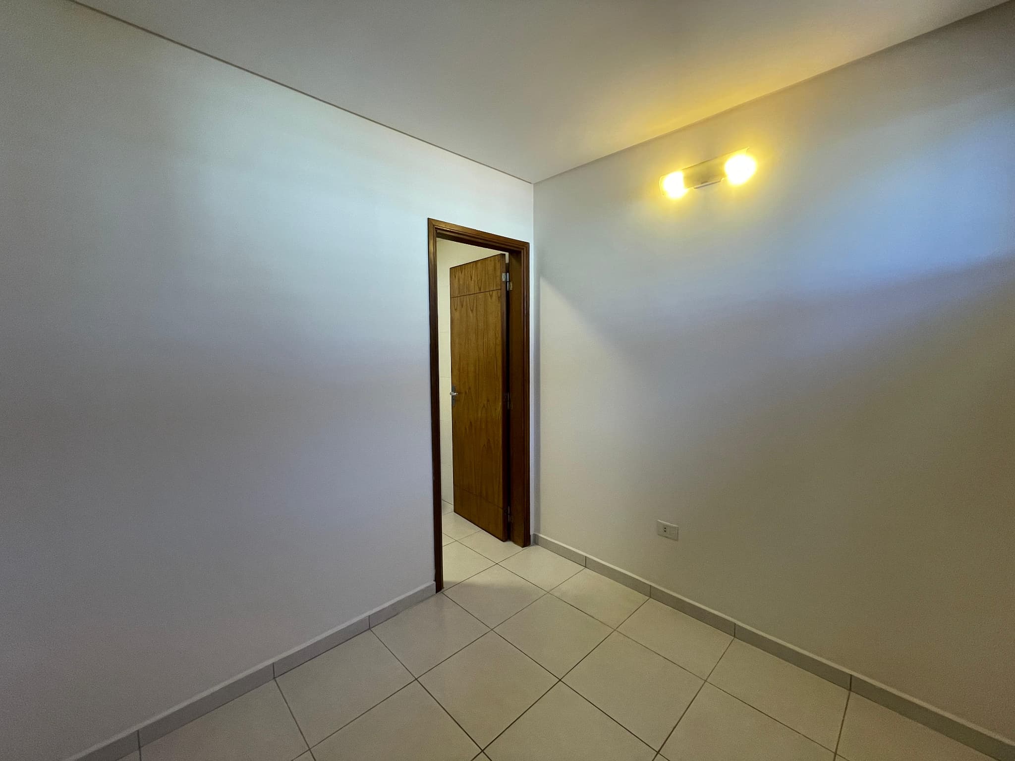 Departamento 3 dorm. Con 2 cocheras en barrio Herrera, foto 5