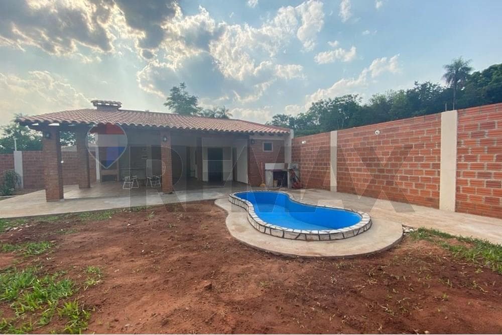 Espectacular chalet en capiata con enorme terreno, foto 3