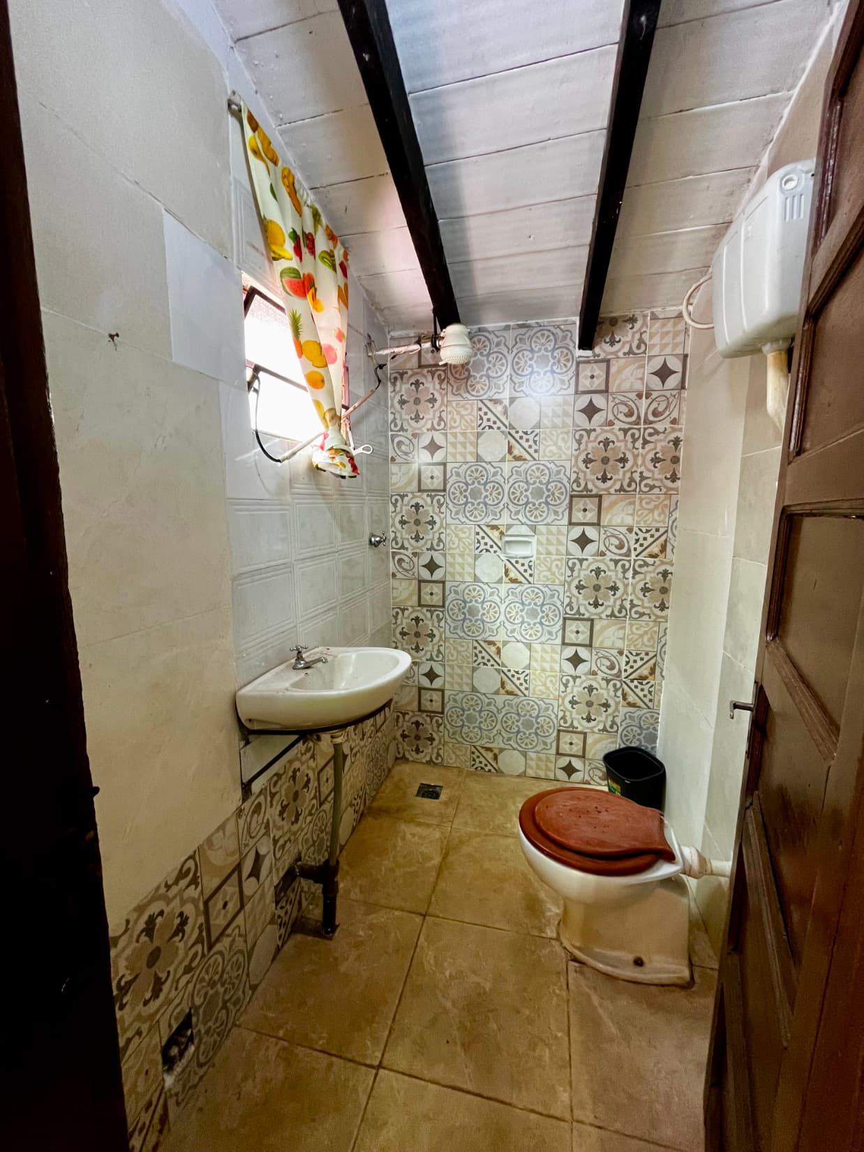 Casa familiar con salón independiente en San Lorenzo, foto 4
