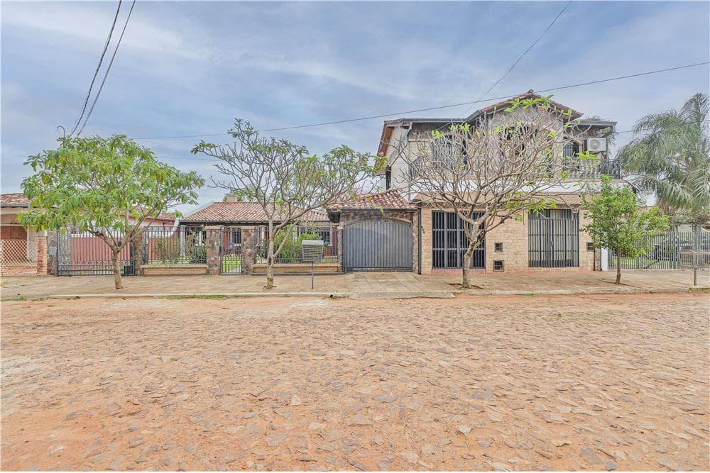 Casa - Venta - Cuarto Barrio Luque