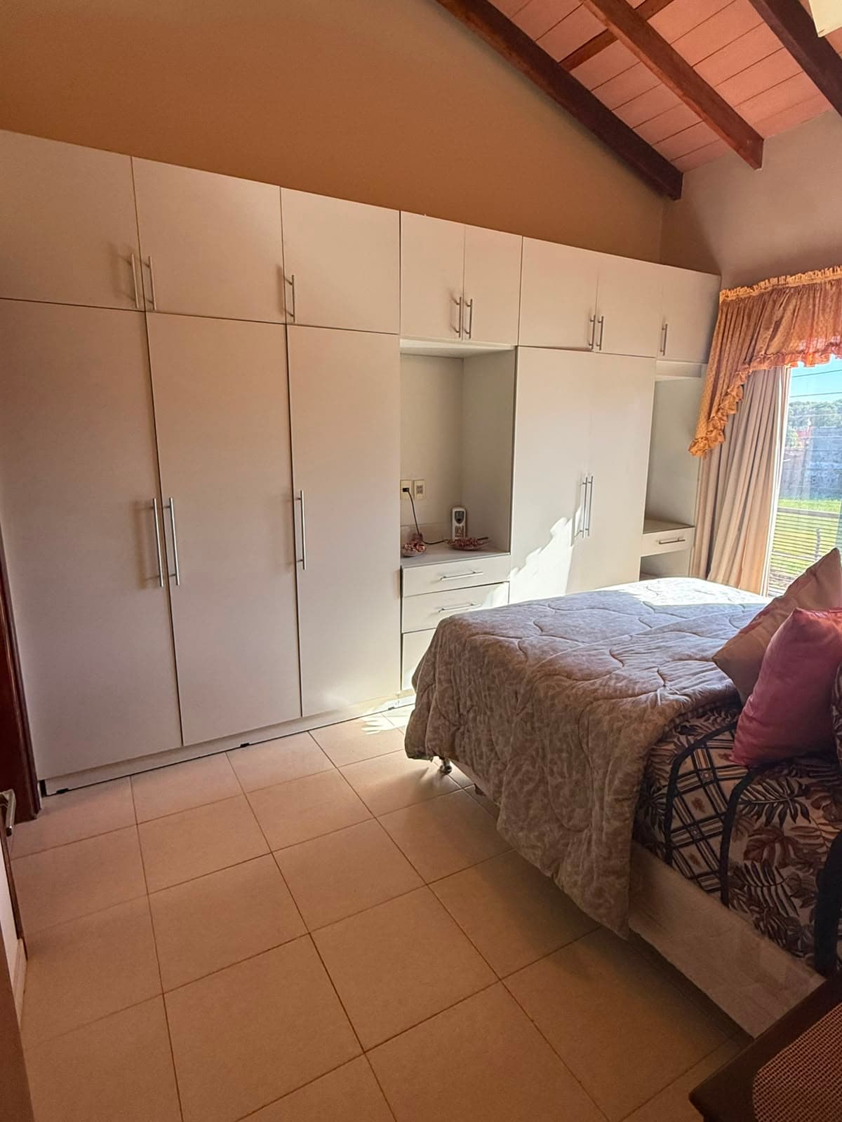 Duplex Amoblado Zona Jardin De Oro Y Conmebol En Luque, foto 4