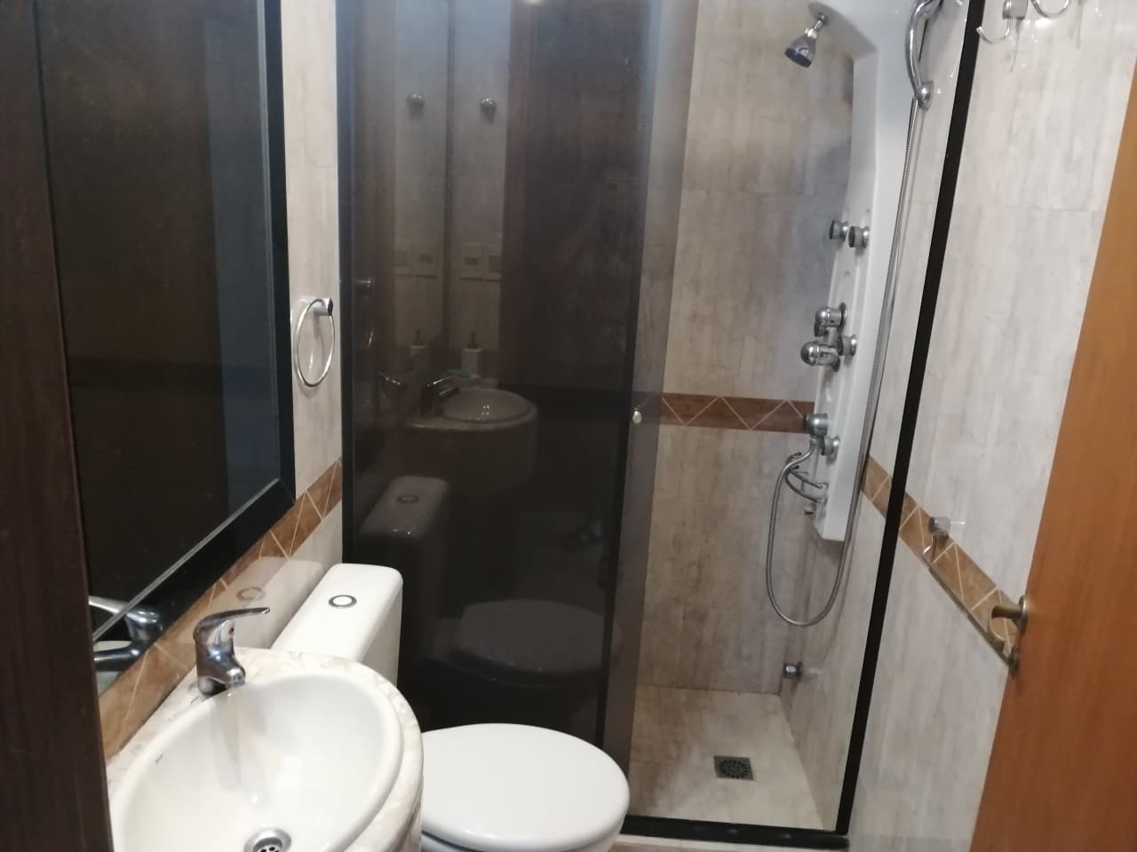 En alquiler departamento de 3 dormitorios amoblado en barrio Carmelitas, foto 5
