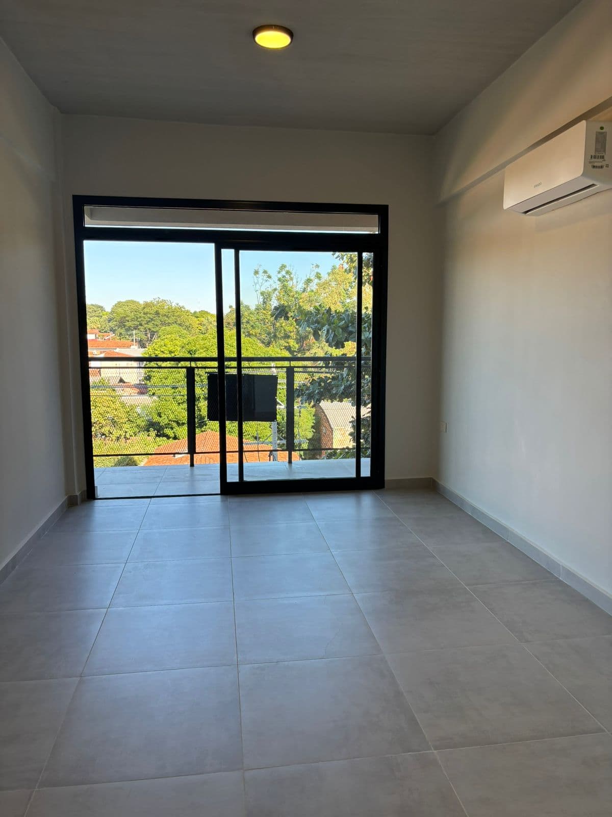 Monoambiente en venta en Fernando de la Mora zona norte, foto 2