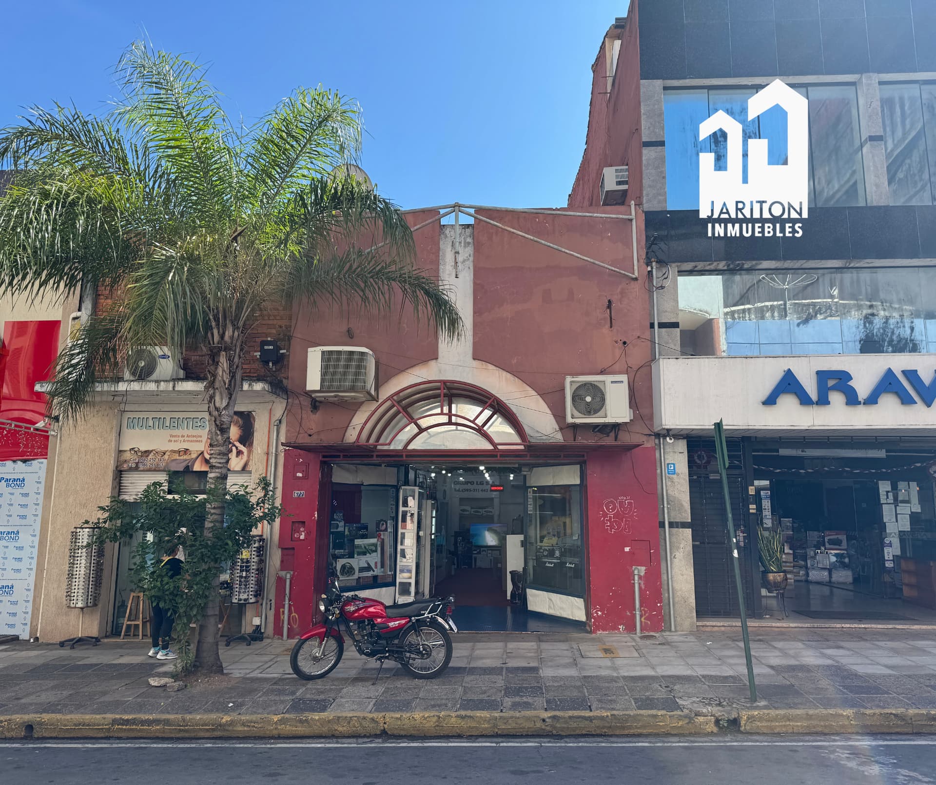 Venta De Salones Comerciales Sobre calle Palma