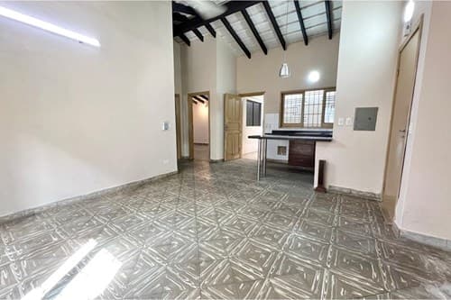Hermosa casa de dos dormitorios en lambare — foto 2