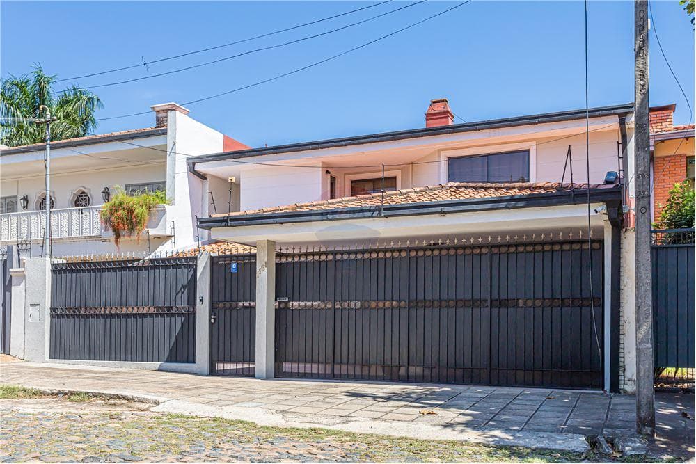 Amplia y cómoda residencia en Las Lomas