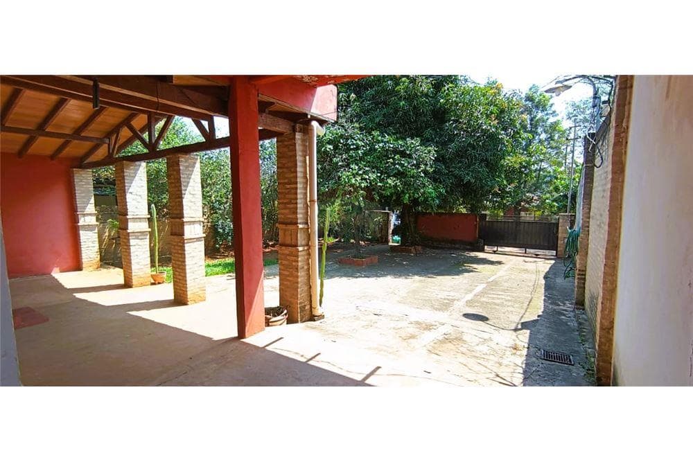 Casa a la venta en Laurelty Luque, foto 4