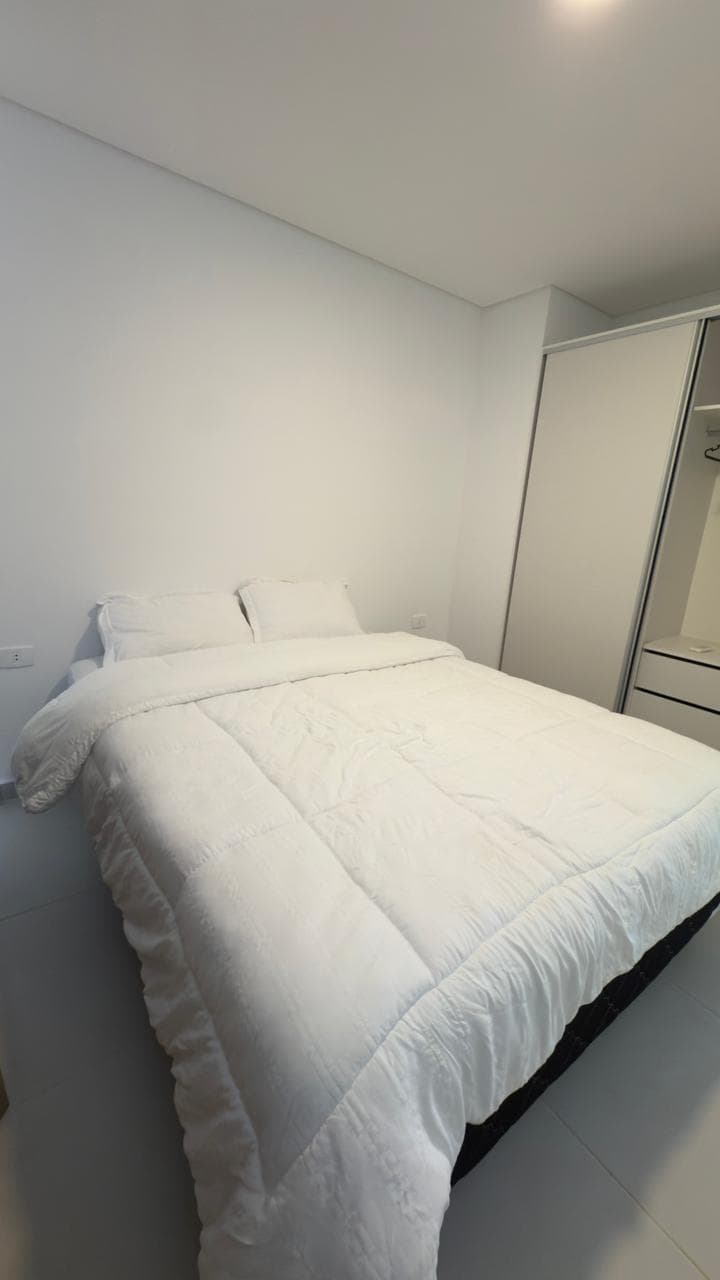 Departamento AMOBLADO VIVO COSTANERA - Alquiler - Encarnación, Paraguay, foto 4