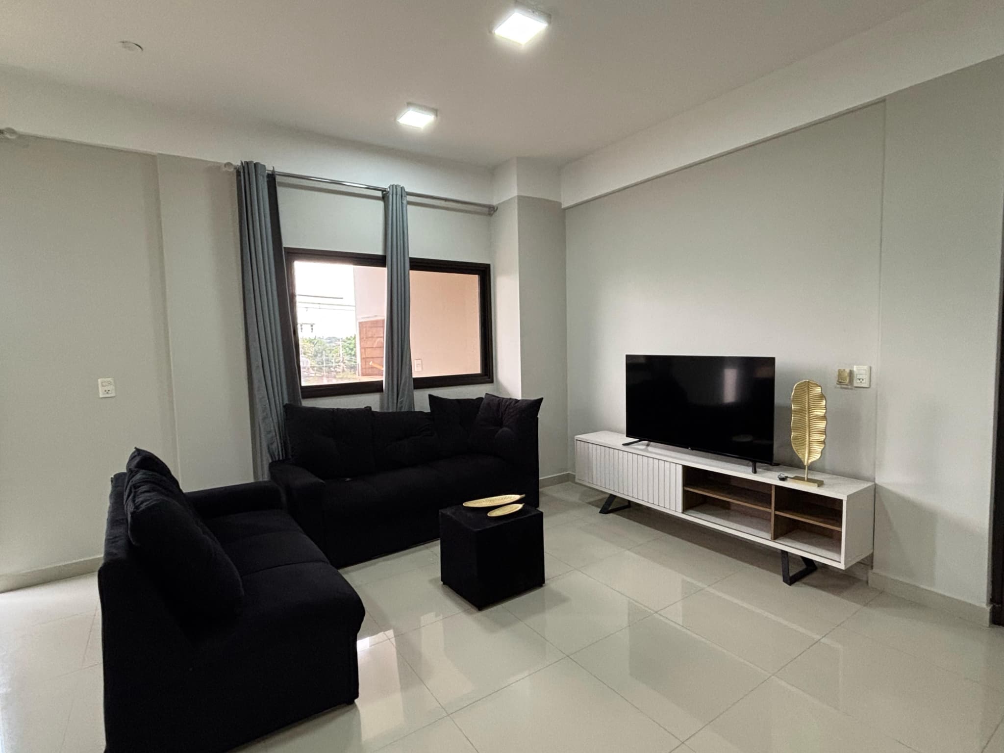 Se alquila hermoso departamento de 3 habitaciones en Ciudad del Este — foto 4