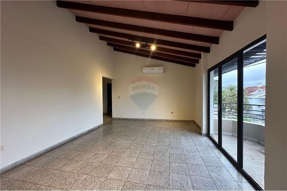 Departamento de 2 habitaciones en Barrio Jara, foto 1