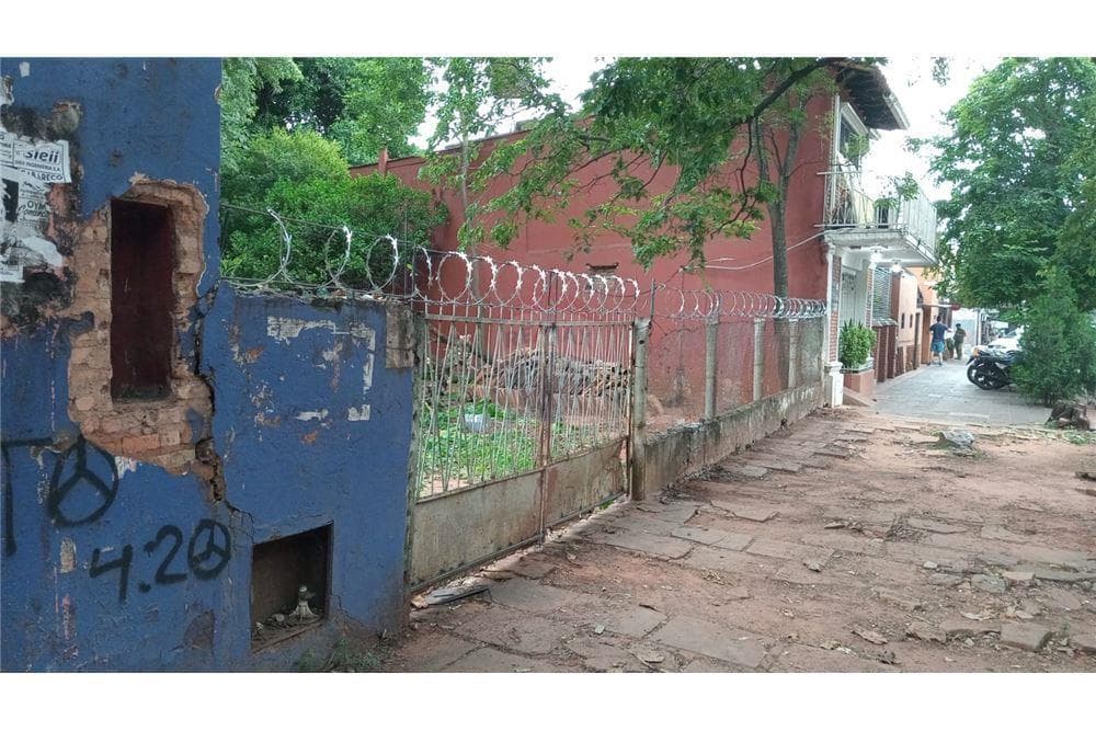 Terreno a pasos del centro de San Lorenzo con amplio frente, foto 3